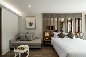 Bella Nara Phuket Naiyang Beach