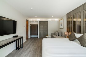 Bella Nara Phuket Naiyang Beach
