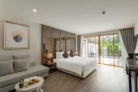 Bella Nara Phuket Naiyang Beach