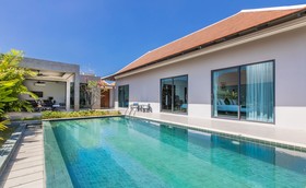 Blu Boat Luxury Pool Villas