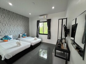 Chanakarn Pool Access Rawai