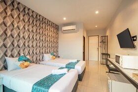 Chanakarn Pool Access Rawai