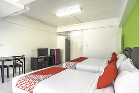 C W Mansion Phuket