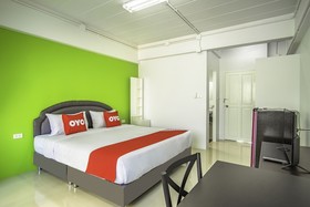 C W Mansion Phuket