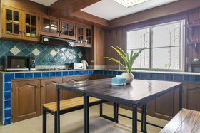 OYO 736 Green Poshtel