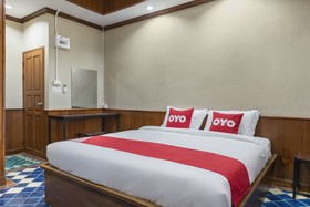 OYO 736 Green Poshtel