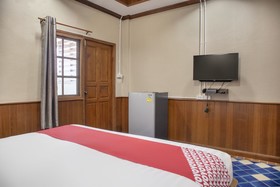 OYO 736 Green Poshtel