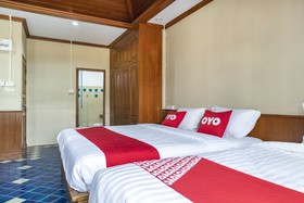 OYO 736 Green Poshtel