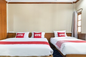 OYO 736 Green Poshtel