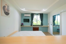 Phunaya Phuket Oldtown Hotel