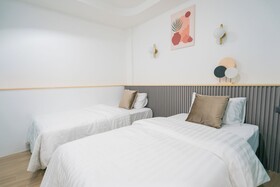 Phunaya Phuket Oldtown Hotel