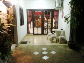 Summer Breeze Inn