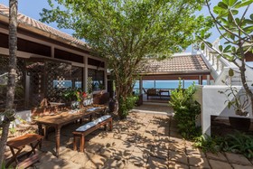 Baan Khunying - Secluded Beachfront