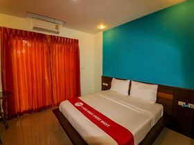 Benjamas Place by NIDA Rooms
