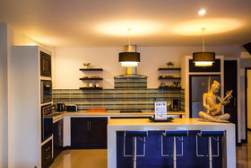 Champagne Villa by Jetta
