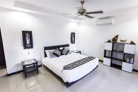 Champagne Villa by Jetta