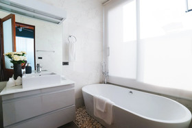 Crystal Villa by Rents In Phuket