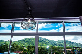 Dee Inn