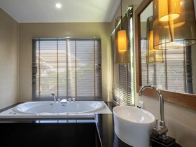 Empylean Modern Thai Villa