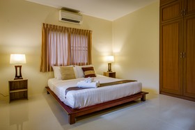 Fisherman Way Beach Resort