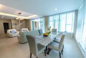 Fisherman Way Beach Resort