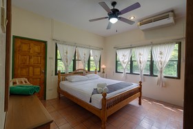 Fisherman Way Beach Resort