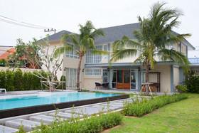 Fisherman Way Beach Resort
