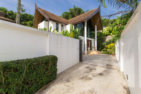 Hidden Pool Villa