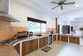 La Romanee Infinity By G Estate