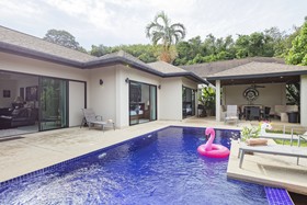 Luxury Villa Onyx Nai Harn Beach