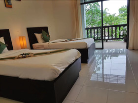 Monaburi Boutique Resort
