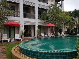 Monaburi Boutique Resort