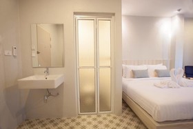 Nature Pine Residence