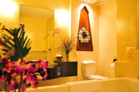 Navatara Phuket Resort