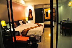 Navatara Phuket Resort