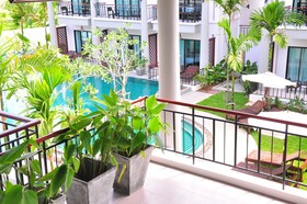 Navatara Phuket Resort