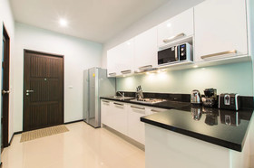 Onyx Pool Villa by Rents In Phuket