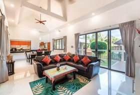 Orchid Garden Pool Villa