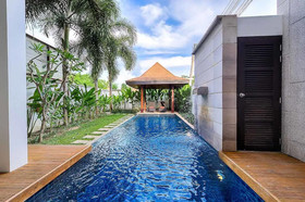 Oxygen Pool Villa by Rents In Phuket