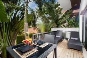 Thaimond Residence By TropicLook
