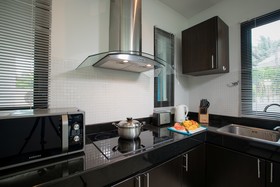 Thaimond Residence By TropicLook