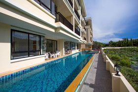 The Lago Condominium