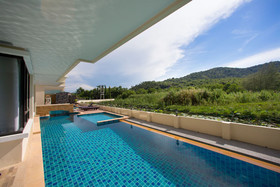 The Lago Condominium