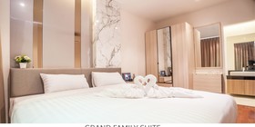 The Lago Naiharn Phuket By Sala Estate