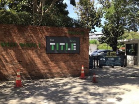 The Title - West Wing Apartments by Trips Phuket