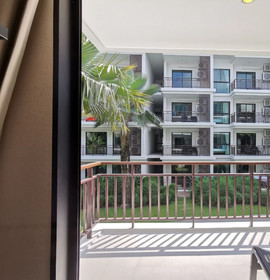 The Title - West Wing Apartments by Trips Phuket