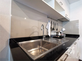 The Title - West Wing Apartments by Trips Phuket