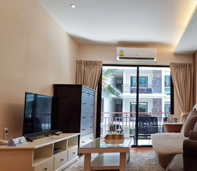 The Title - West Wing Apartments by Trips Phuket