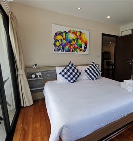 The Title - West Wing Apartments by Trips Phuket