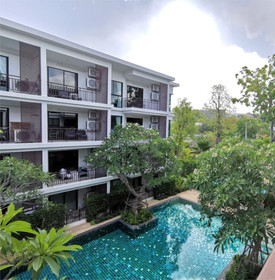 The Title - West Wing Apartments by Trips Phuket